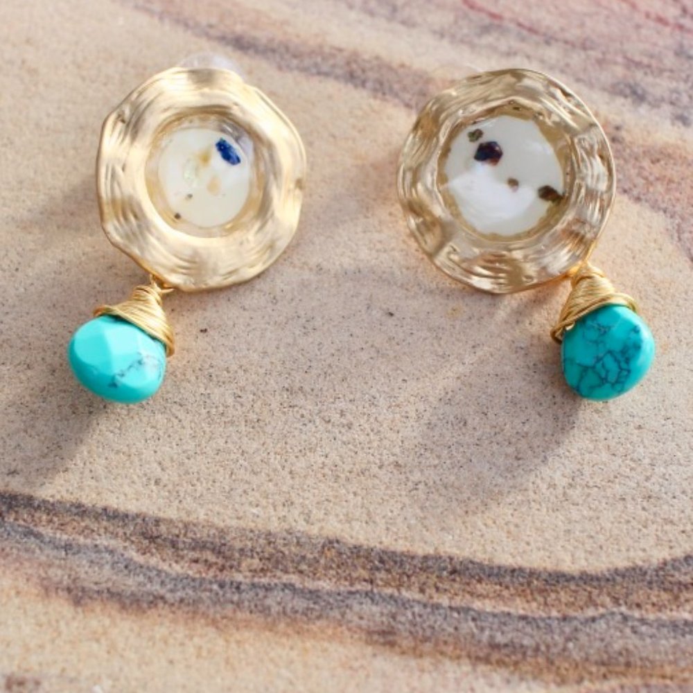 New Gold Crushed Shell Turquoise Drop Earrings - Picture 5 of 10